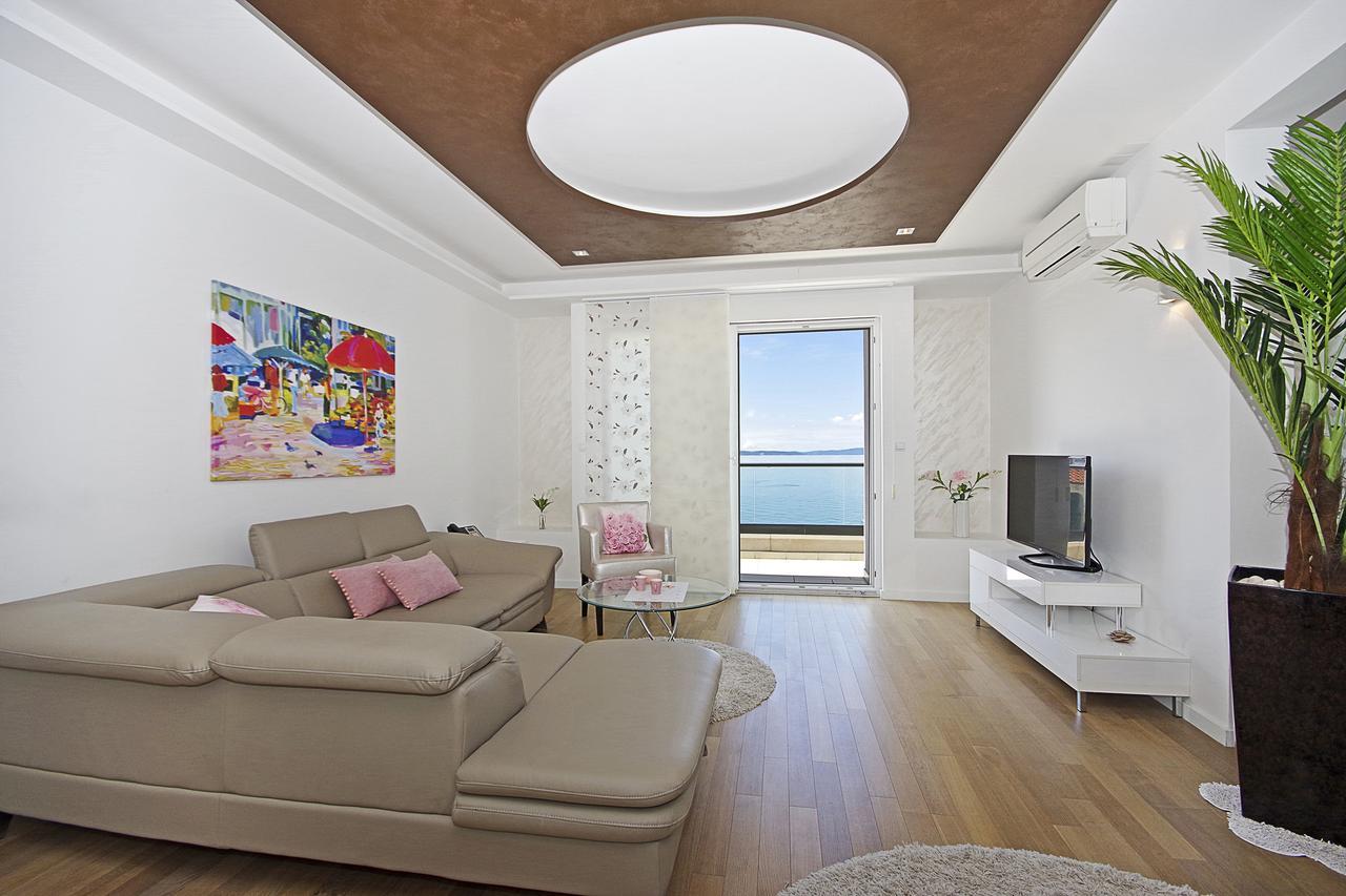 Villa Lucas Подстрана Екстериор снимка