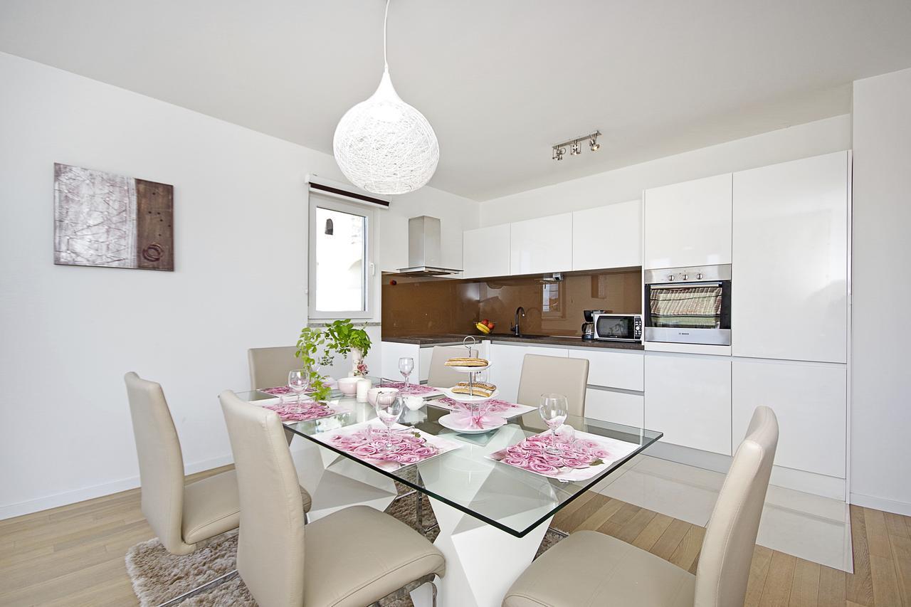 Villa Lucas Подстрана Екстериор снимка