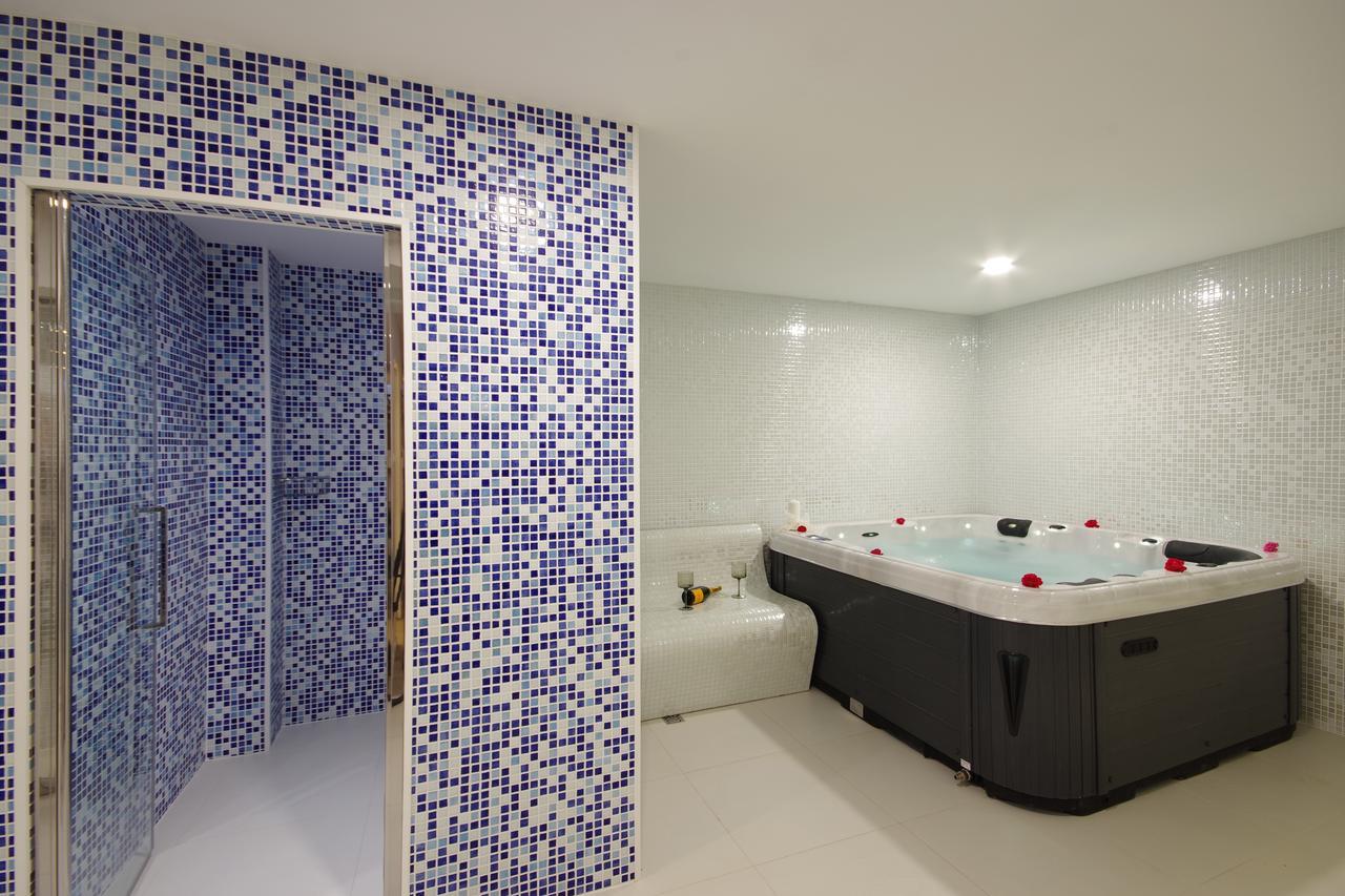 Villa Lucas Подстрана Екстериор снимка