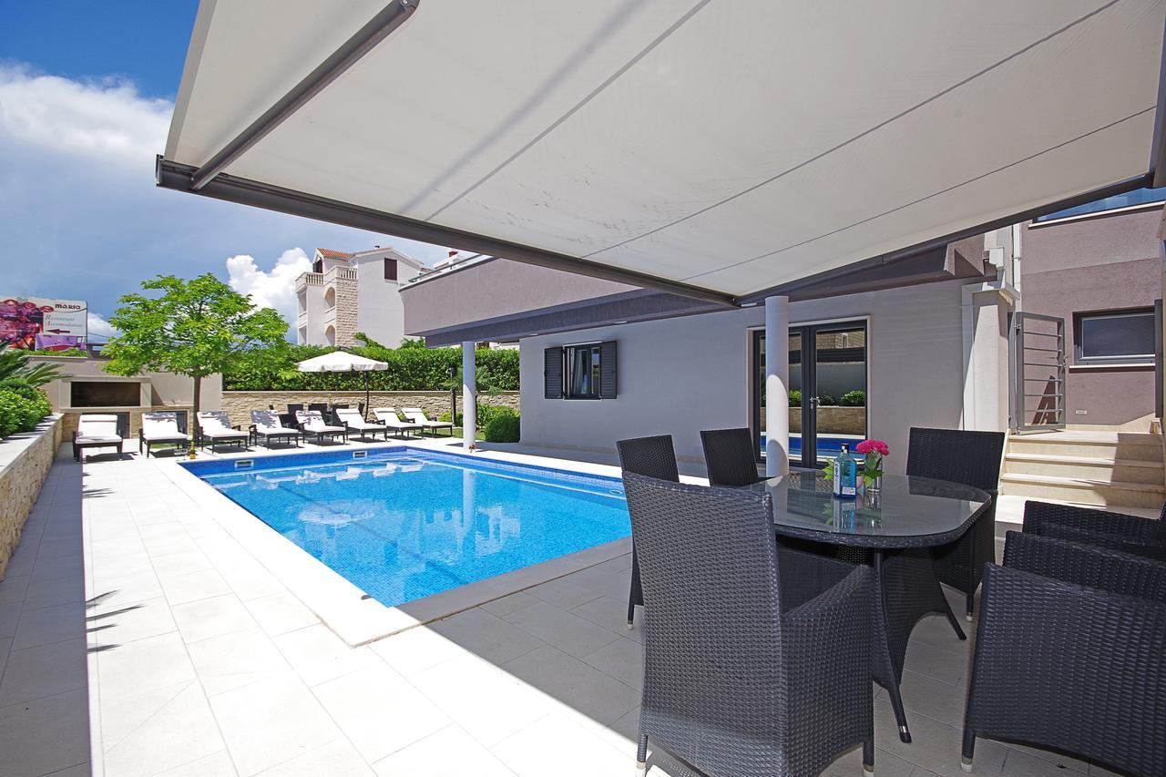 Villa Lucas Подстрана Екстериор снимка